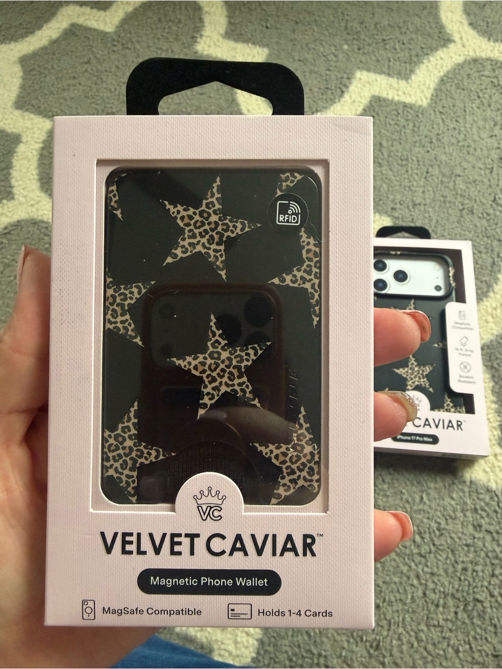 Velvet Caviar Case - Picture 3 of 3